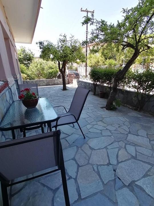 Sofia Guesthouse Неа Скиони Екстериор снимка